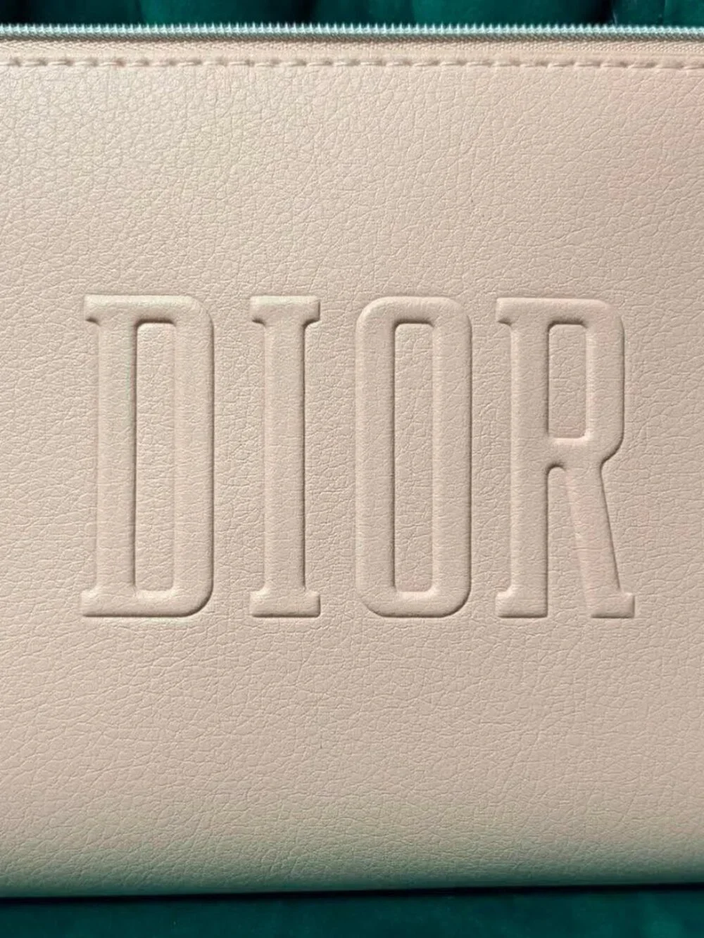 Christian Dior Beauty VIP Gift With Purchase Zip Around Clutch / Cosmetic Pouch - Picture 4 of 5